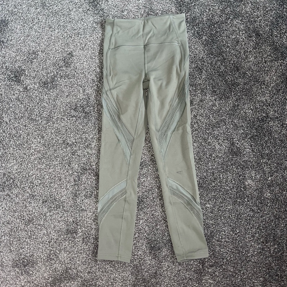 Size 4 lulu lemon leggings